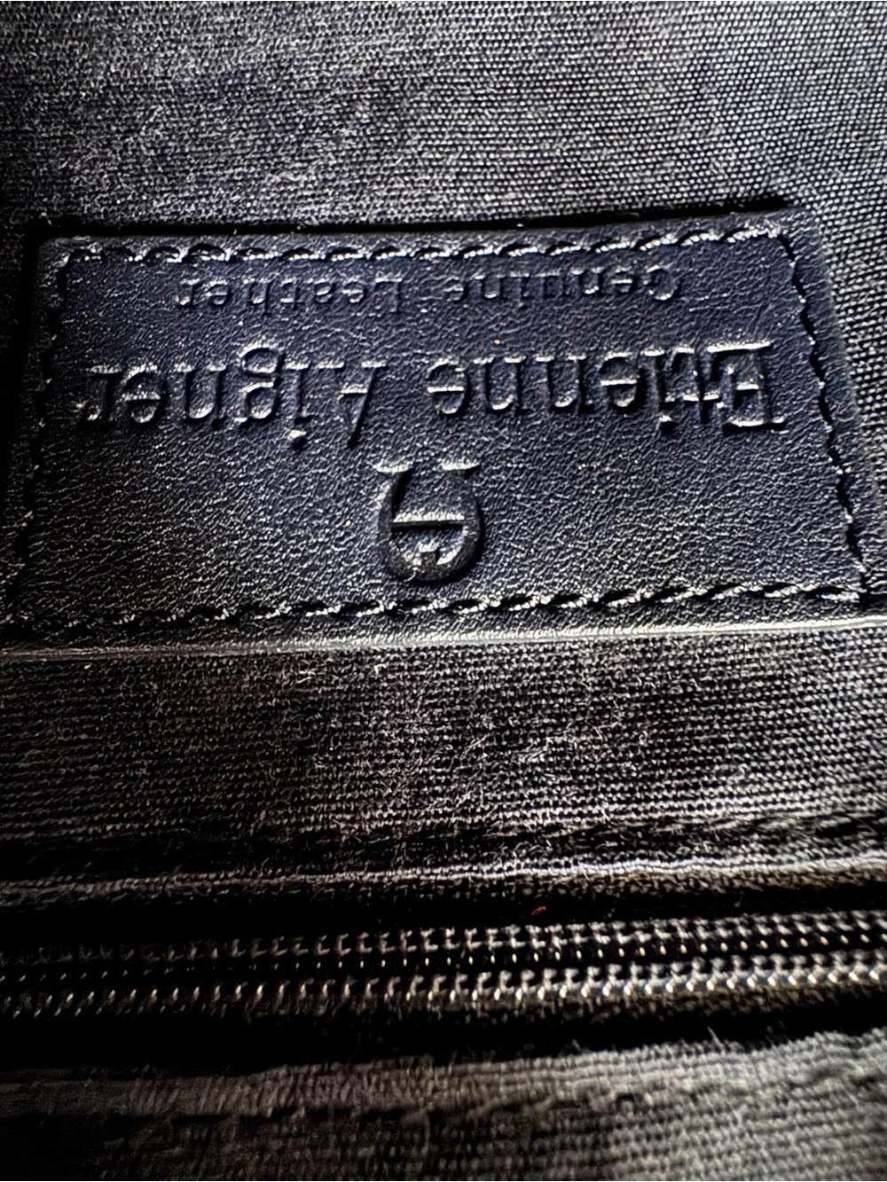 Etienne Aigner Black Leather Shoulder Bag Gold Hardware Minimalist Vintage Chic - Picture 11 of 15